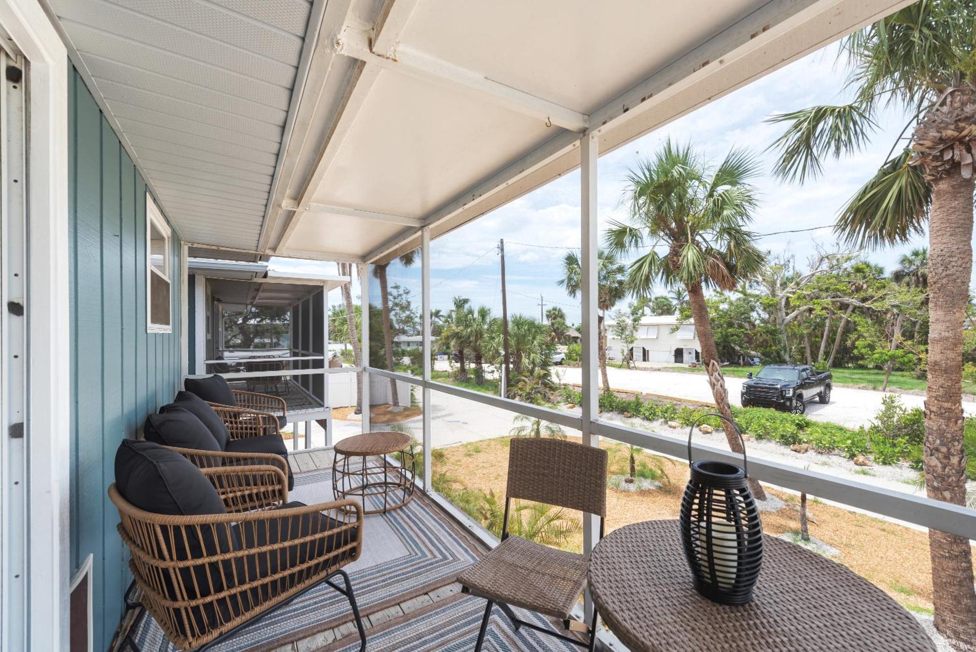 Beach Bungalow 1 By Sun Palace Vacations Fort Myers Beach Exterior photo